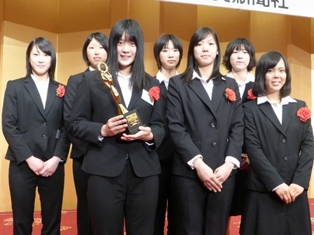 全日本ジュニア女子チームが「第63回日本スポーツ賞 競技団体別最優秀賞」を受賞