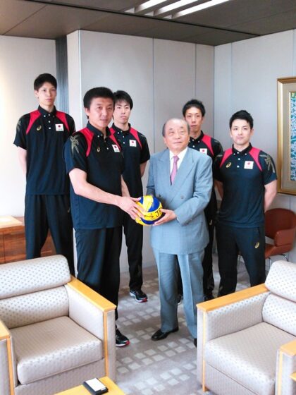 龍神NIPPONが中日新聞社を表敬訪問