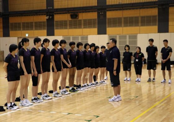 国内合宿を終えて世界選手権の地メキシコへ　女子U20日本代表