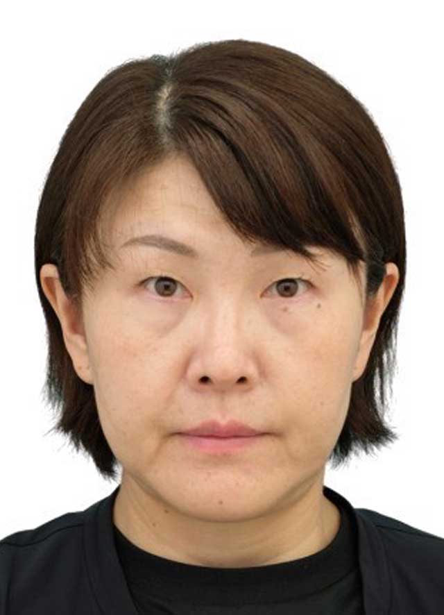 多治見 麻子