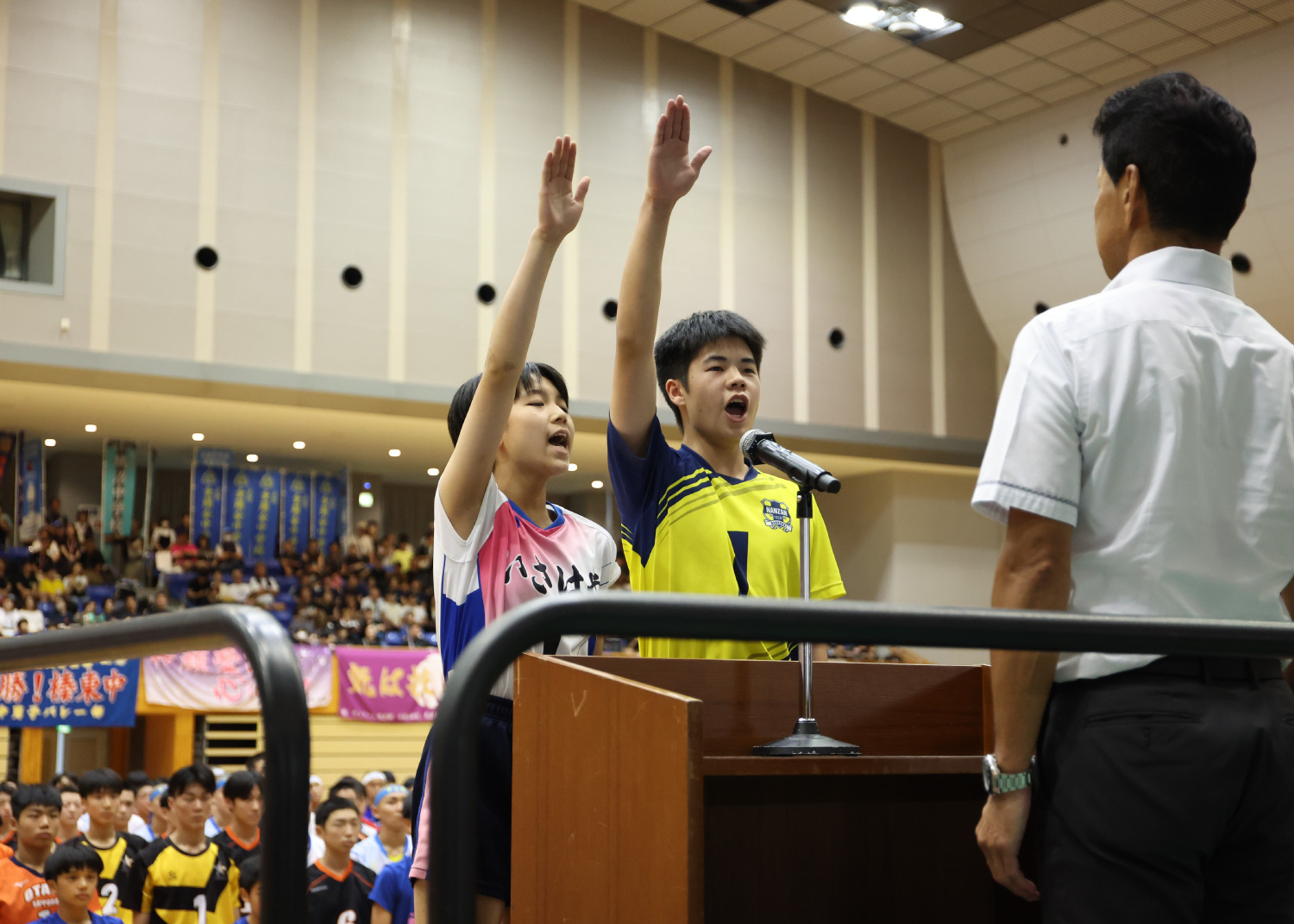 第55回全日本中学校バレーボール選手権大会が開幕　戦後80年を迎えた長崎で全力プレーを誓う