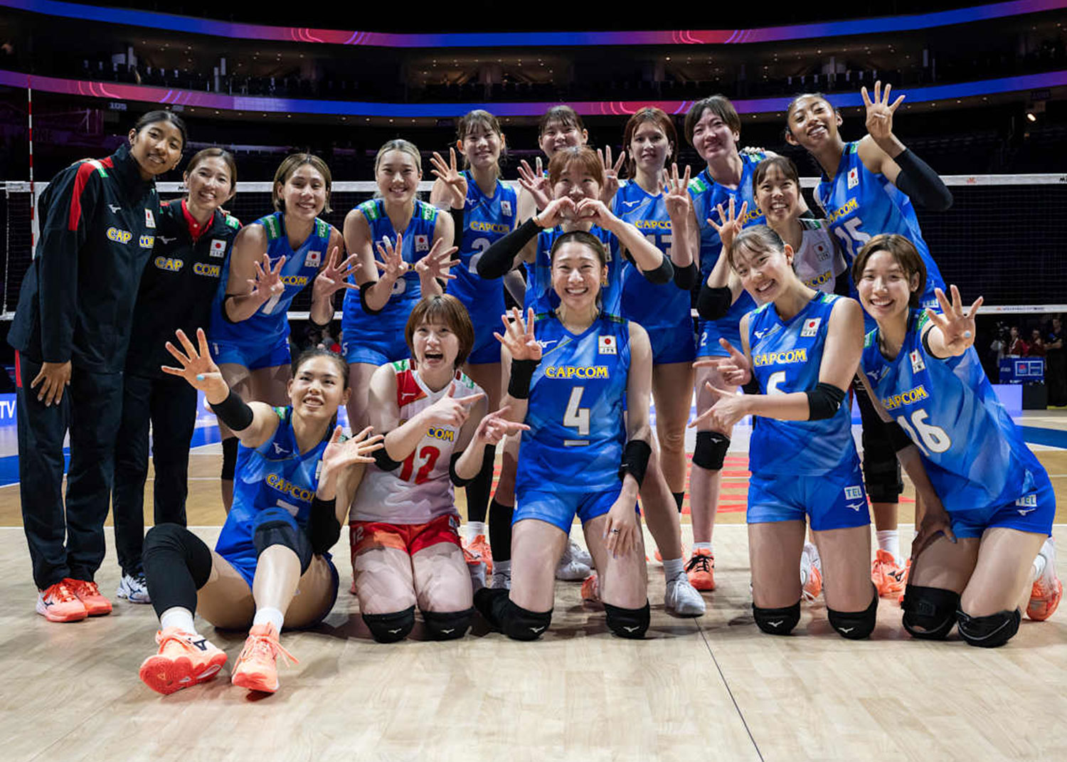 カナダ戦をフルセットで制し、全勝で第1週カナダ大会を終える 女子ネーションズリーグ