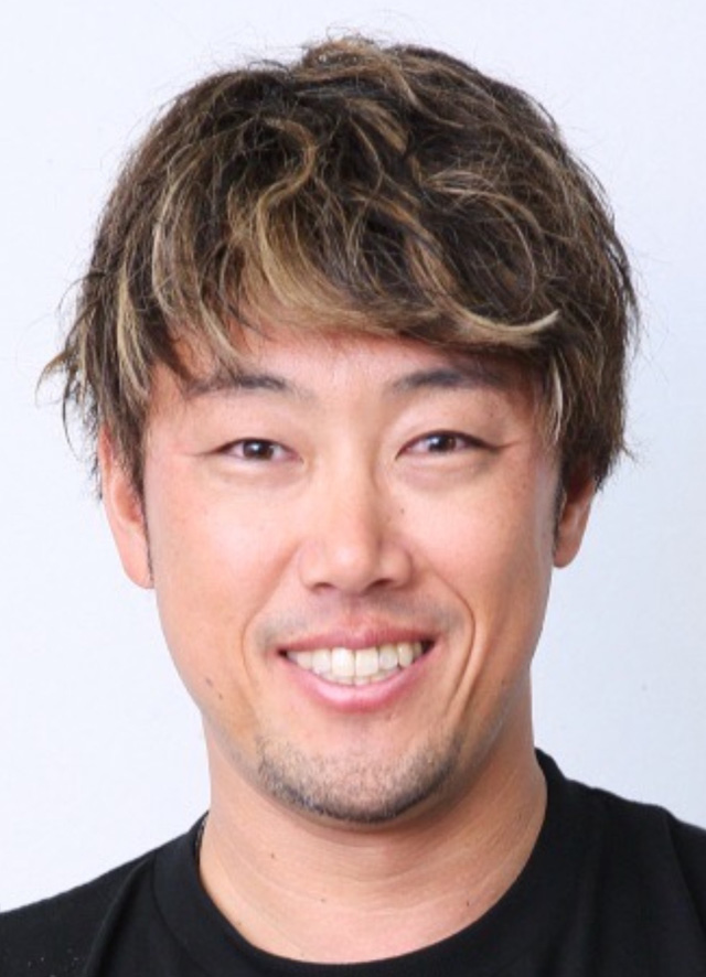 井上 真弥